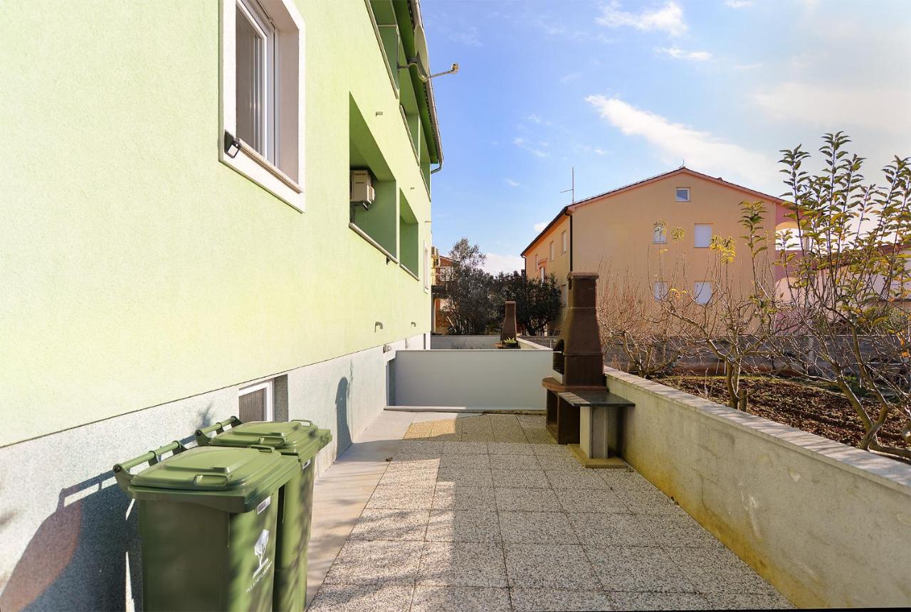 Apartments Ariana 1989 Fažana Eksteriør billede